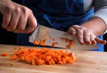 5 Basic Knife Skills Everyone Should Know
