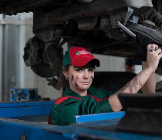 The Importance of Licensed and Insured Automotive Mechanics importance of licensed and insured automotive mechanics